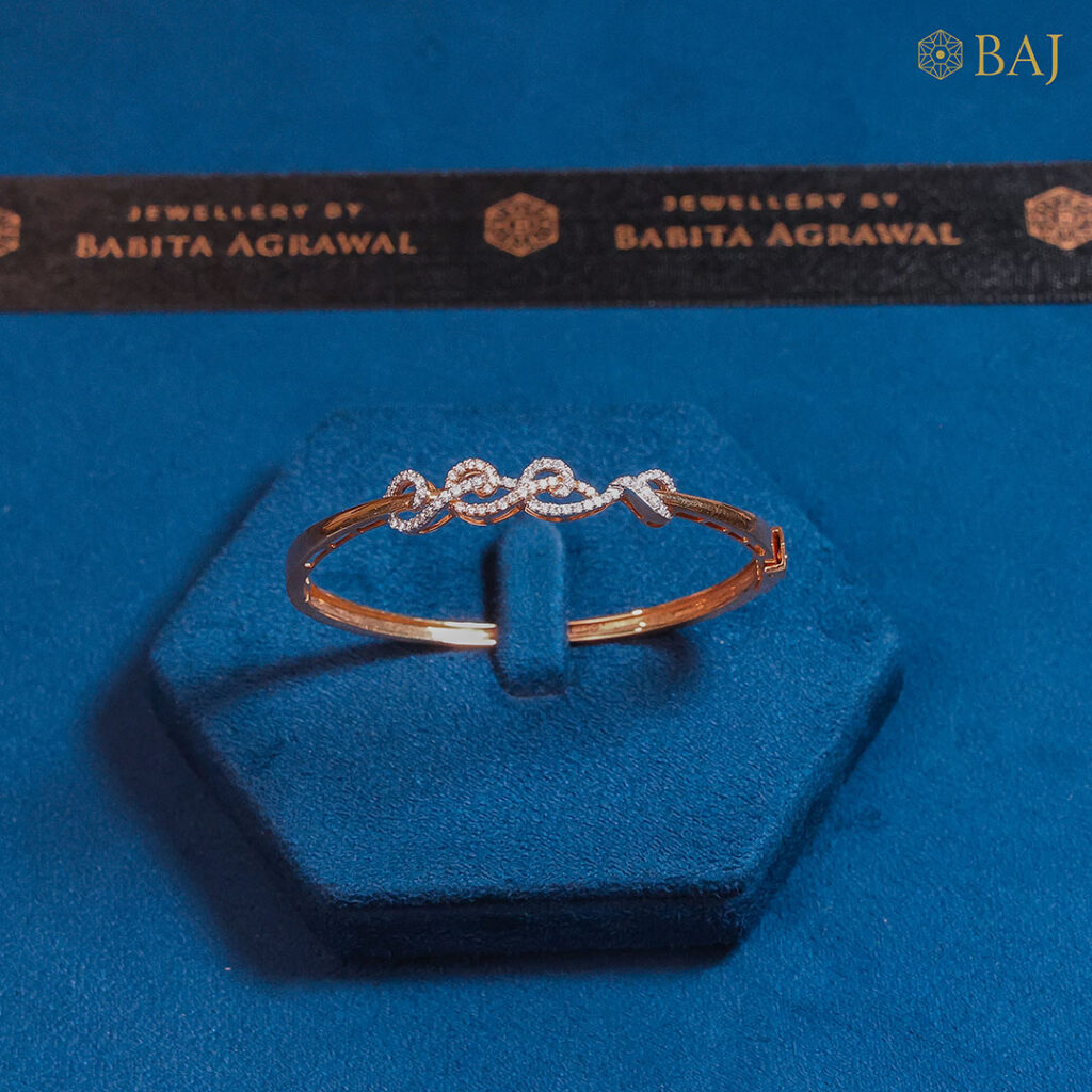 Infinte Loops Bracelet