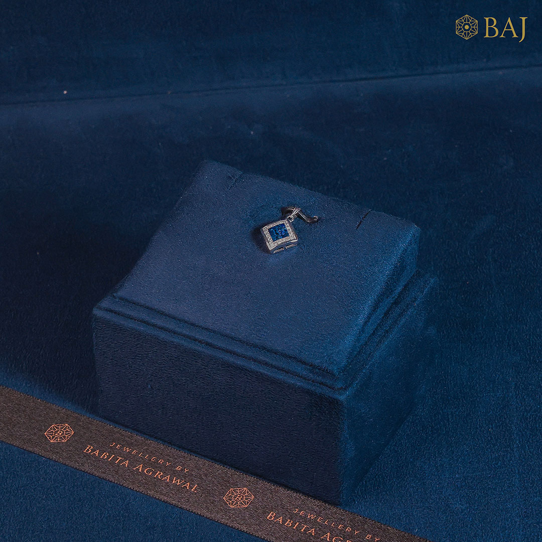 Sapphire Frame diamond pendant in 18k gold with blue sapphire center stone