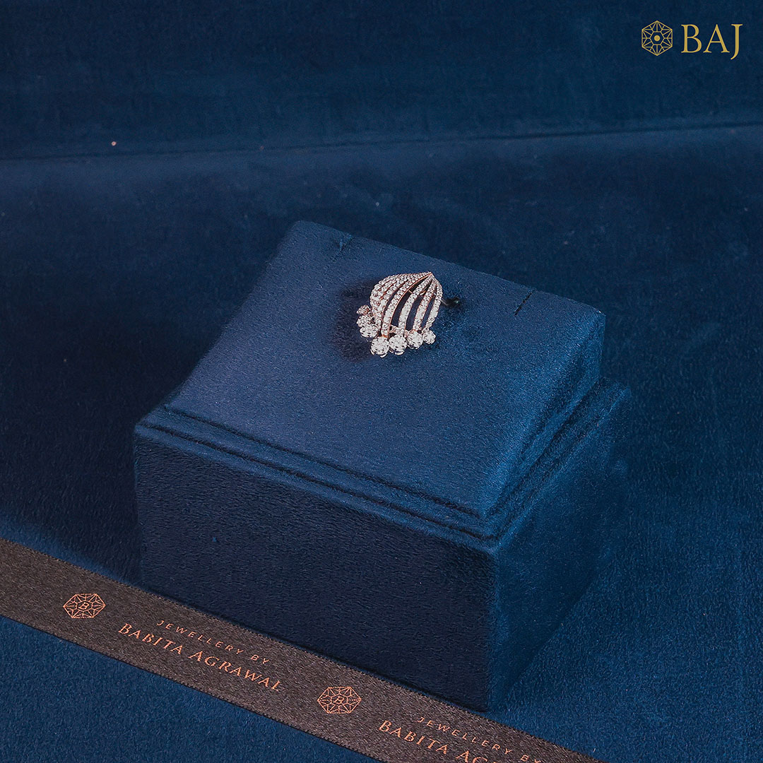 Radiant Bloom diamond pendant in 18k gold featuring floral blooming design with sparkling diamonds