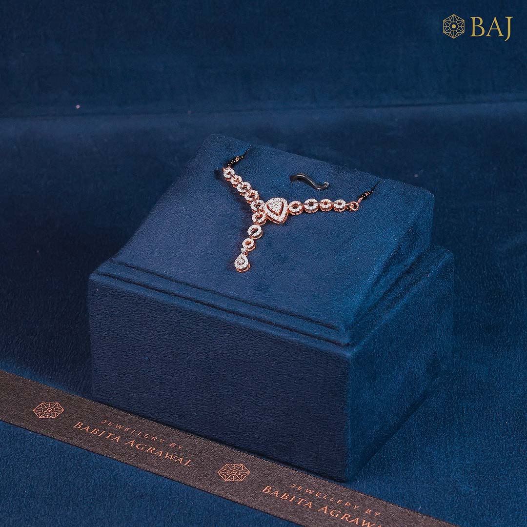 Heartline Grace diamond mangalsutra pendant in 18k gold heart drop design