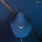 Eternal Knot diamond mangalsutra pendant in 18k gold knot design-2