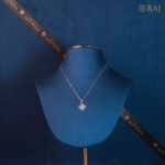 Lucky Shine diamond clover pendant with chain in 18k gold featuring four leaf clover diamond design-2