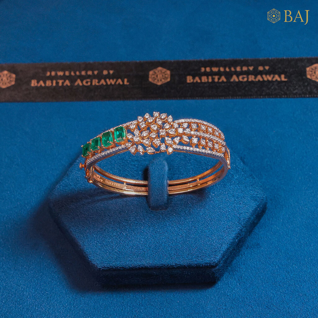 Chic and square bracelet