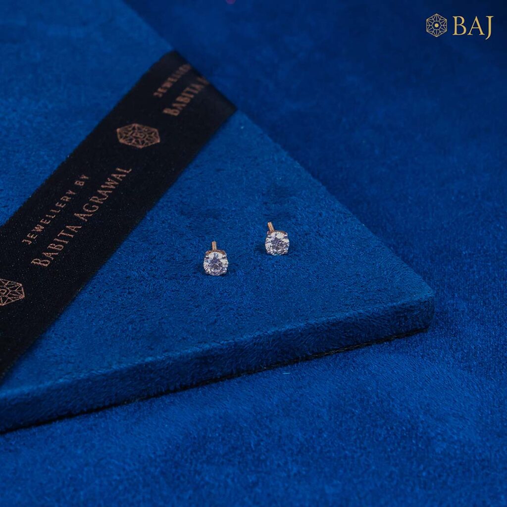 Solitaire Glow Studs