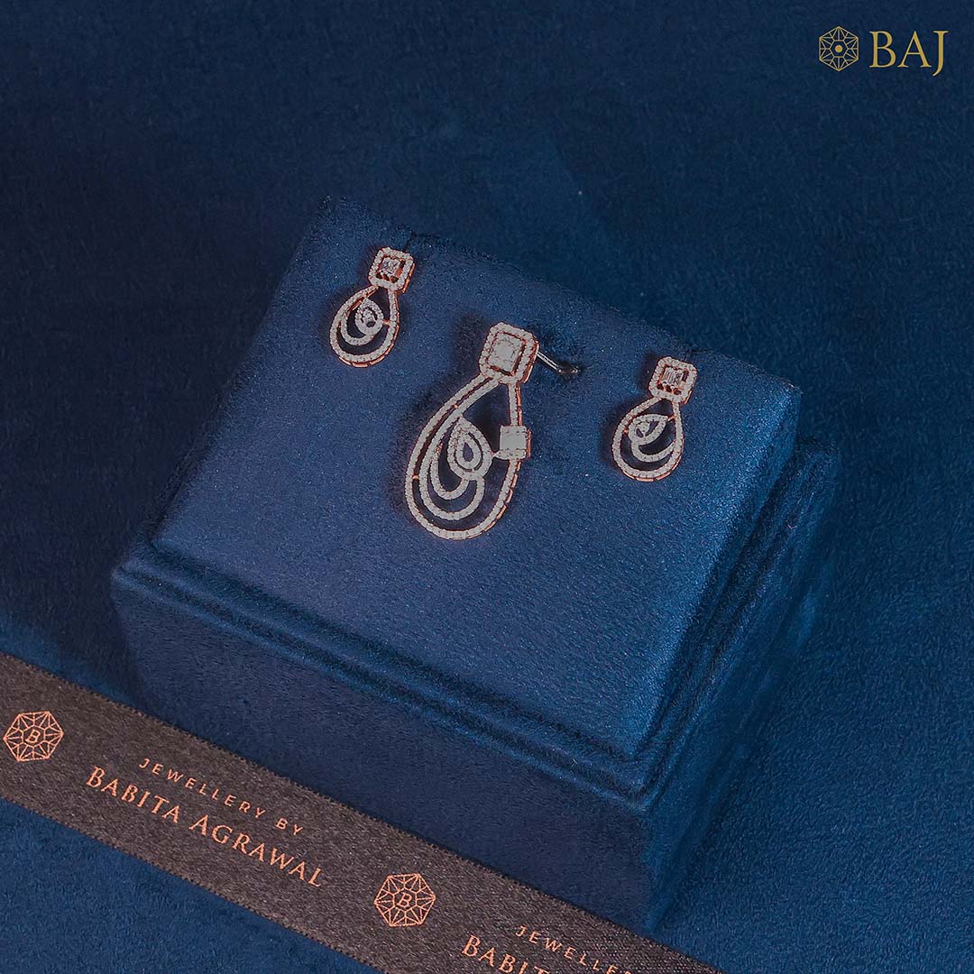 Loop design diamond pendant set in 18kt gold