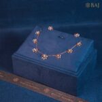 Delicate flower motif diamond necklace set in 18kt gold-2