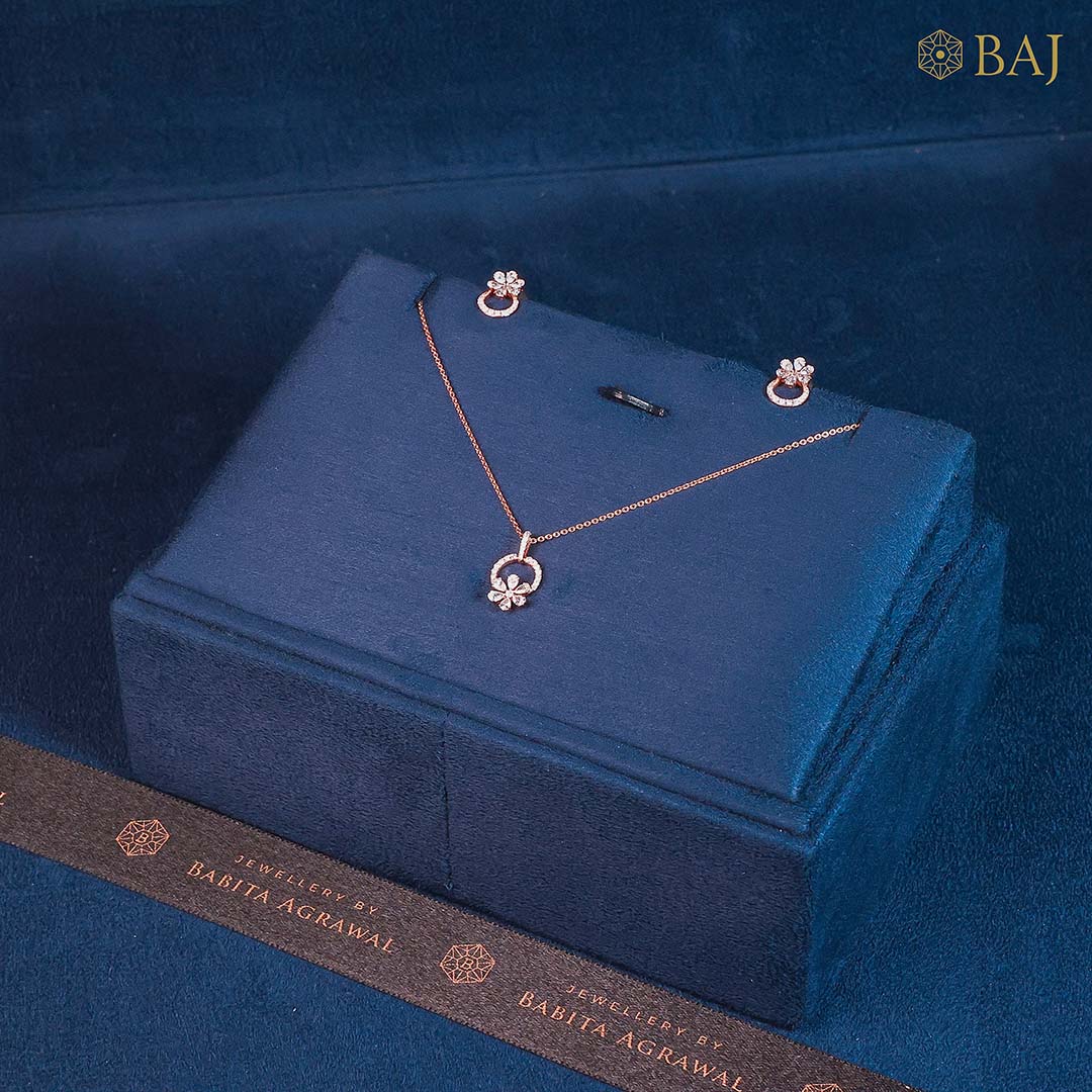 Celeste Bloom diamond pendant set in 18k gold with floral design-2