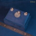 Halo Radiance diamond necklace set in 18k gold with matching earrings