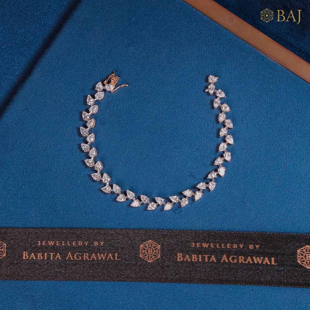 Bare Leaves Bracelet