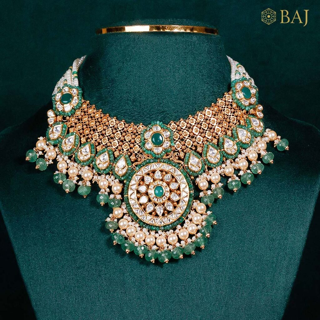22Kt Bikaneri Kundan Choker Set