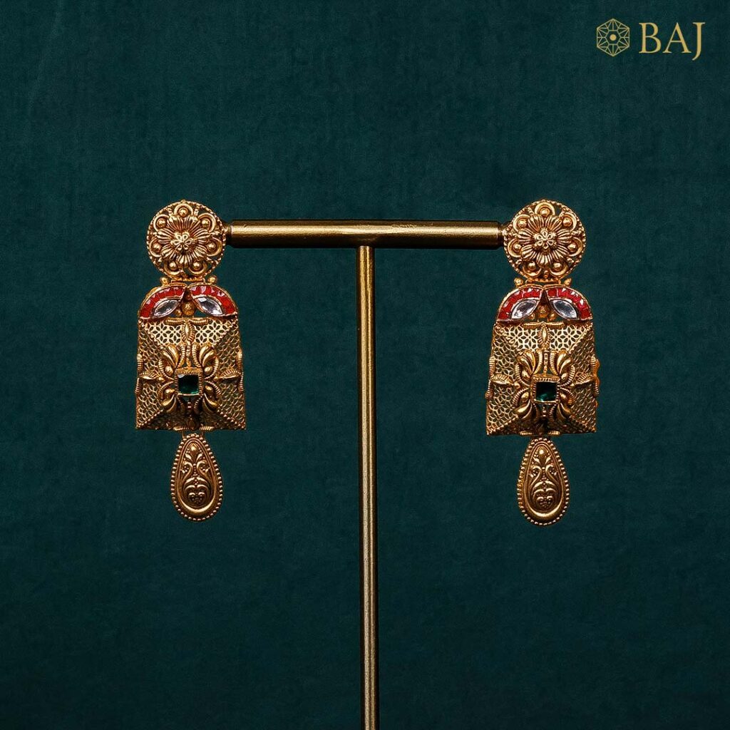 22Kt Temple Drop Antique Kundan Set