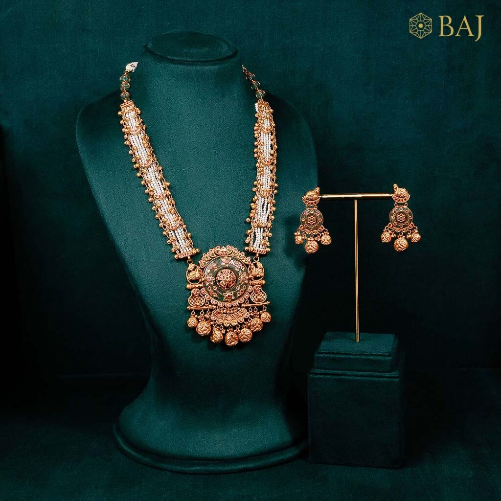 22Kt Temple-Inspired Kundan Long Necklace