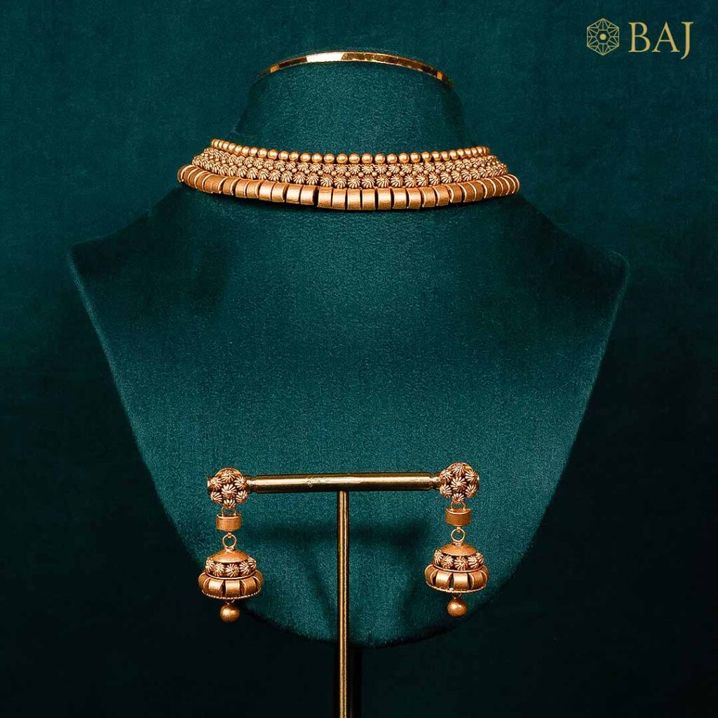 22Kt Minimal Kundan Choker Set