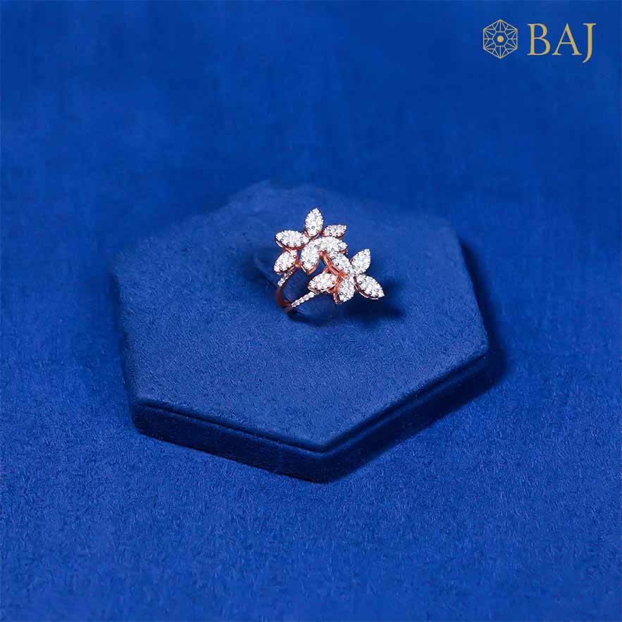 Real Petals diamond ring in 18kt rose gold with floral design