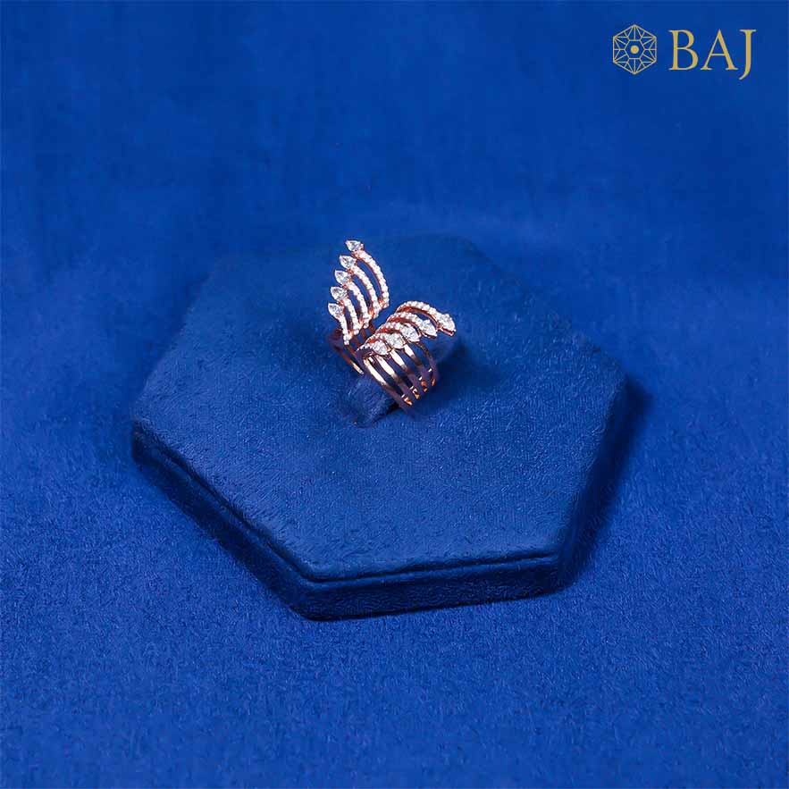 Butterfly diamond ring in 18kt rose gold with wing design