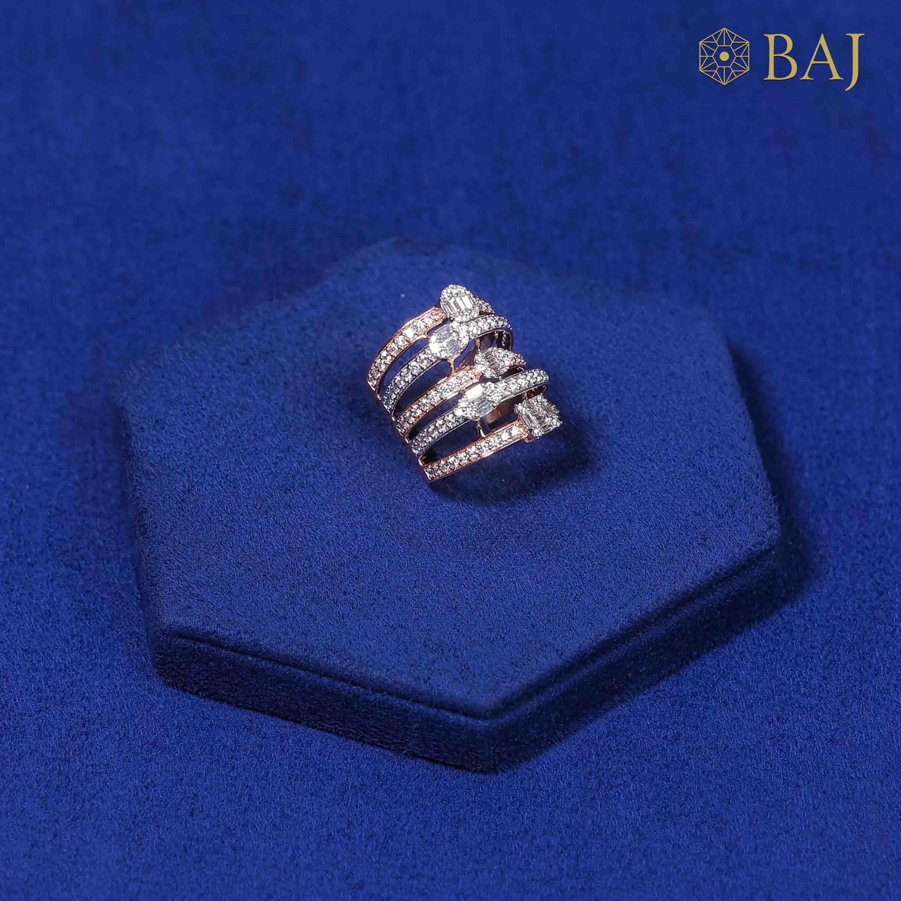 Dazzle diamond ring in 18kt gold with bold multi band design